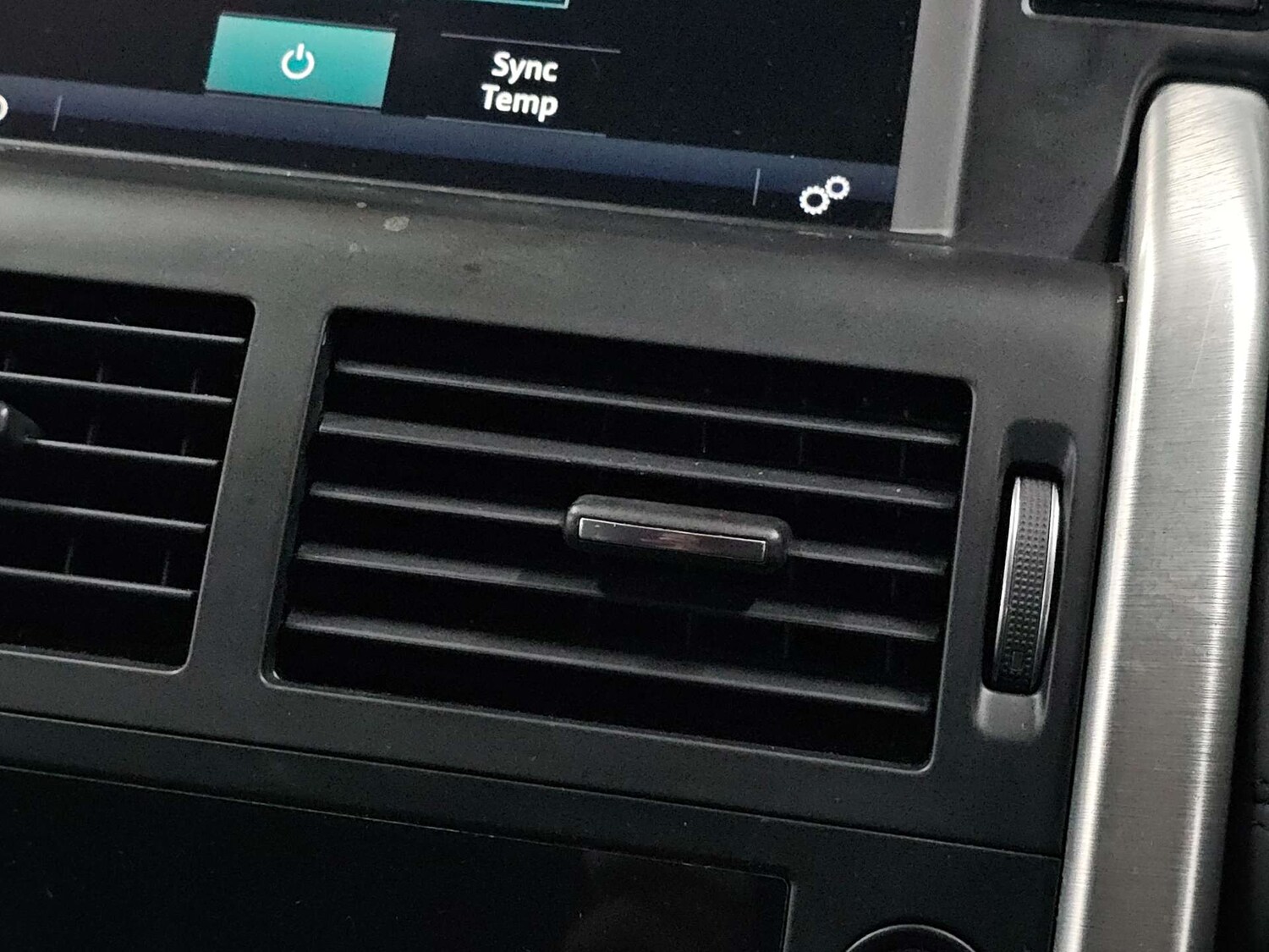 Used Land Rover Discovery Sport 2016 for sale - 77905834: Photo 58