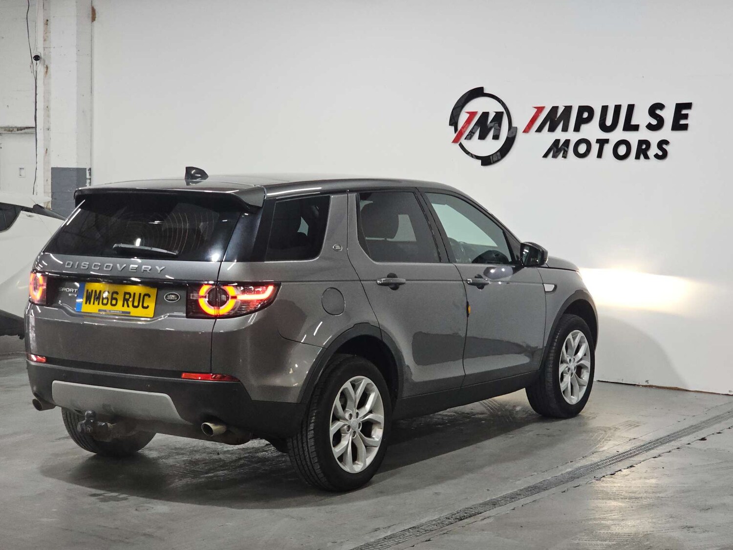 Used Land Rover Discovery Sport 2016 for sale - 77905834: Photo 6