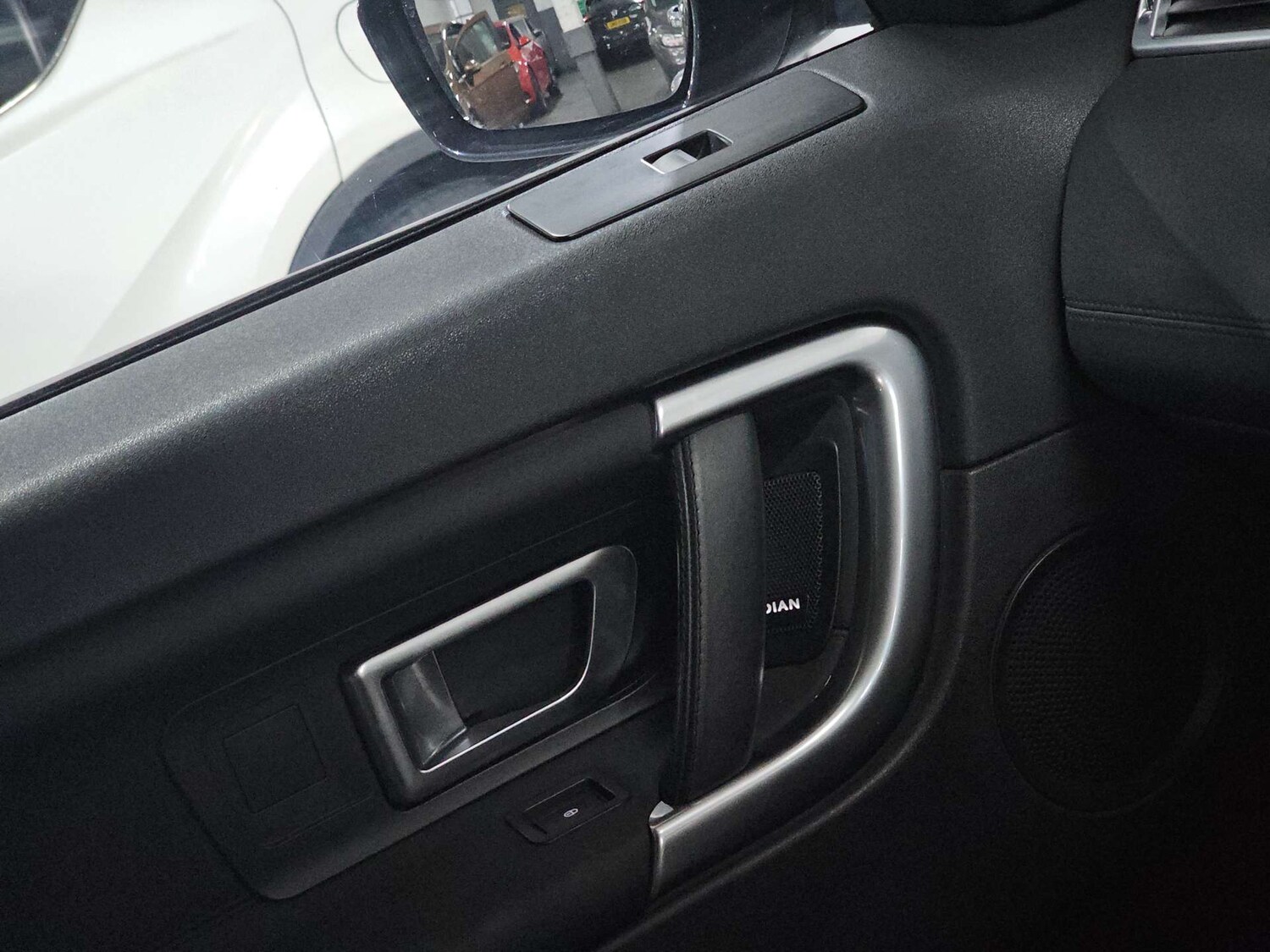 Used Land Rover Discovery Sport 2016 for sale - 77905834: Photo 66