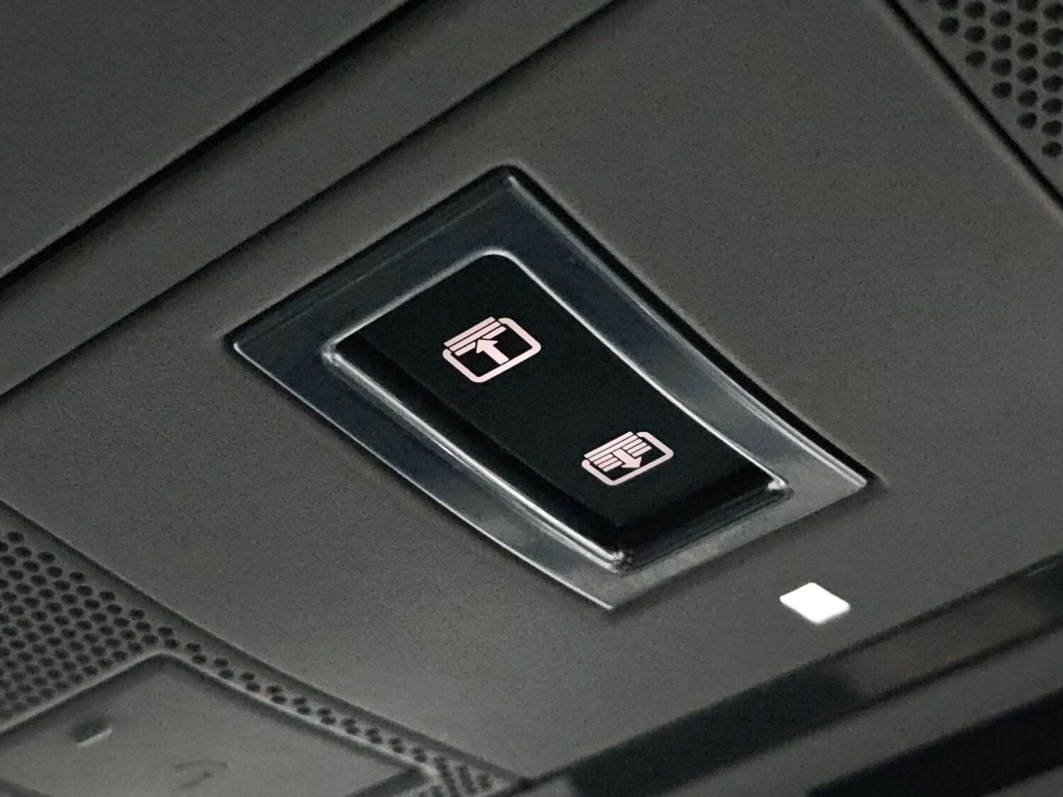 Used Land Rover Discovery Sport 2016 for sale - 77905834: Photo 71