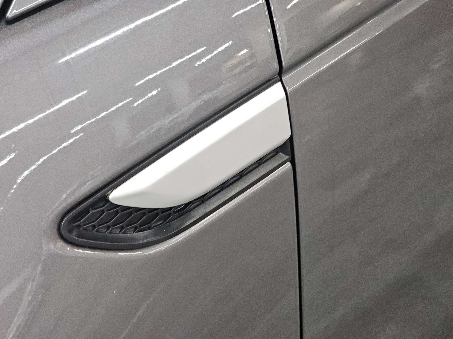 Used Land Rover Discovery Sport 2016 for sale - 77905834: Photo 90