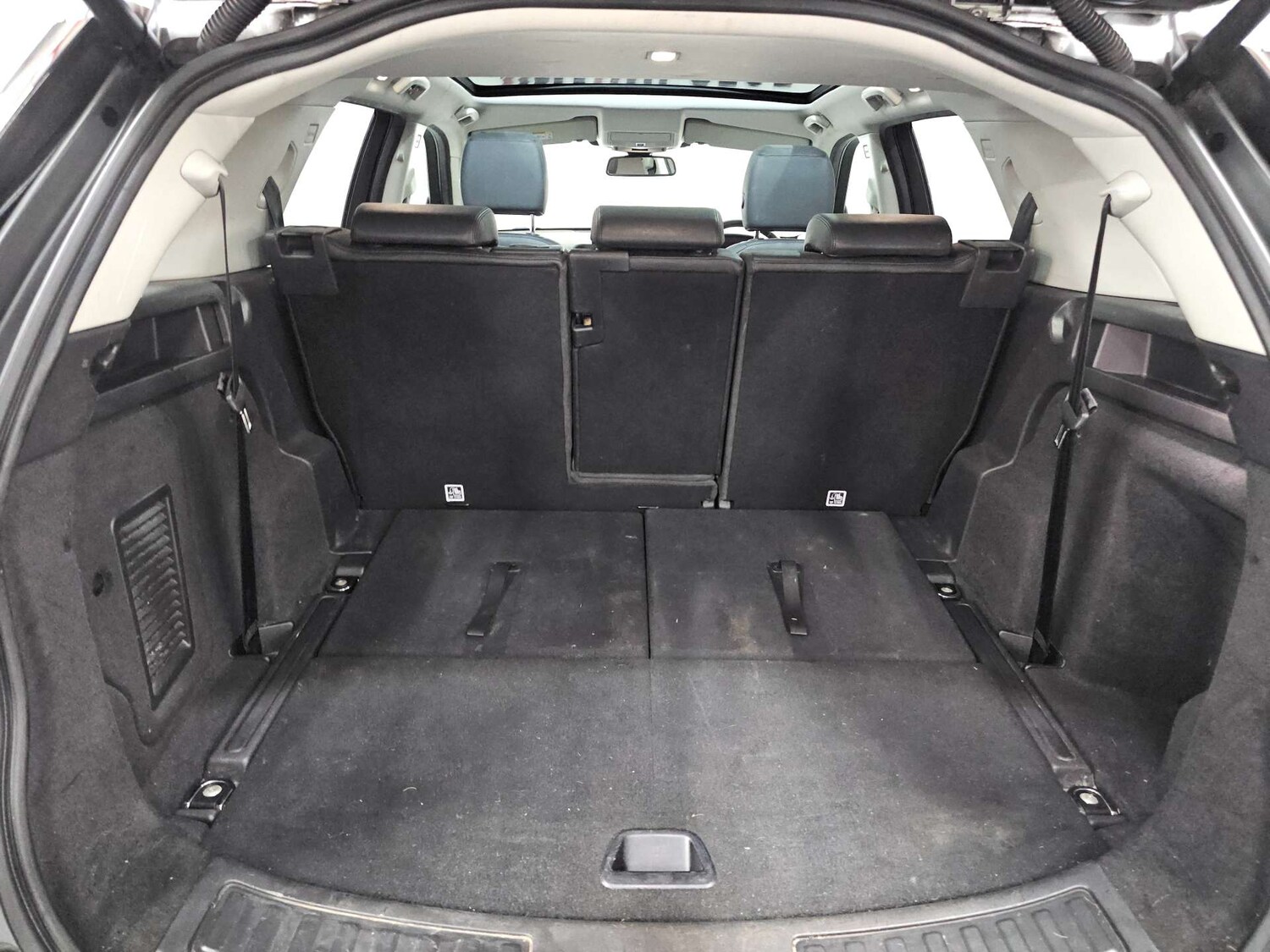 Used Land Rover Discovery Sport 2016 for sale - 77905834: Photo 98