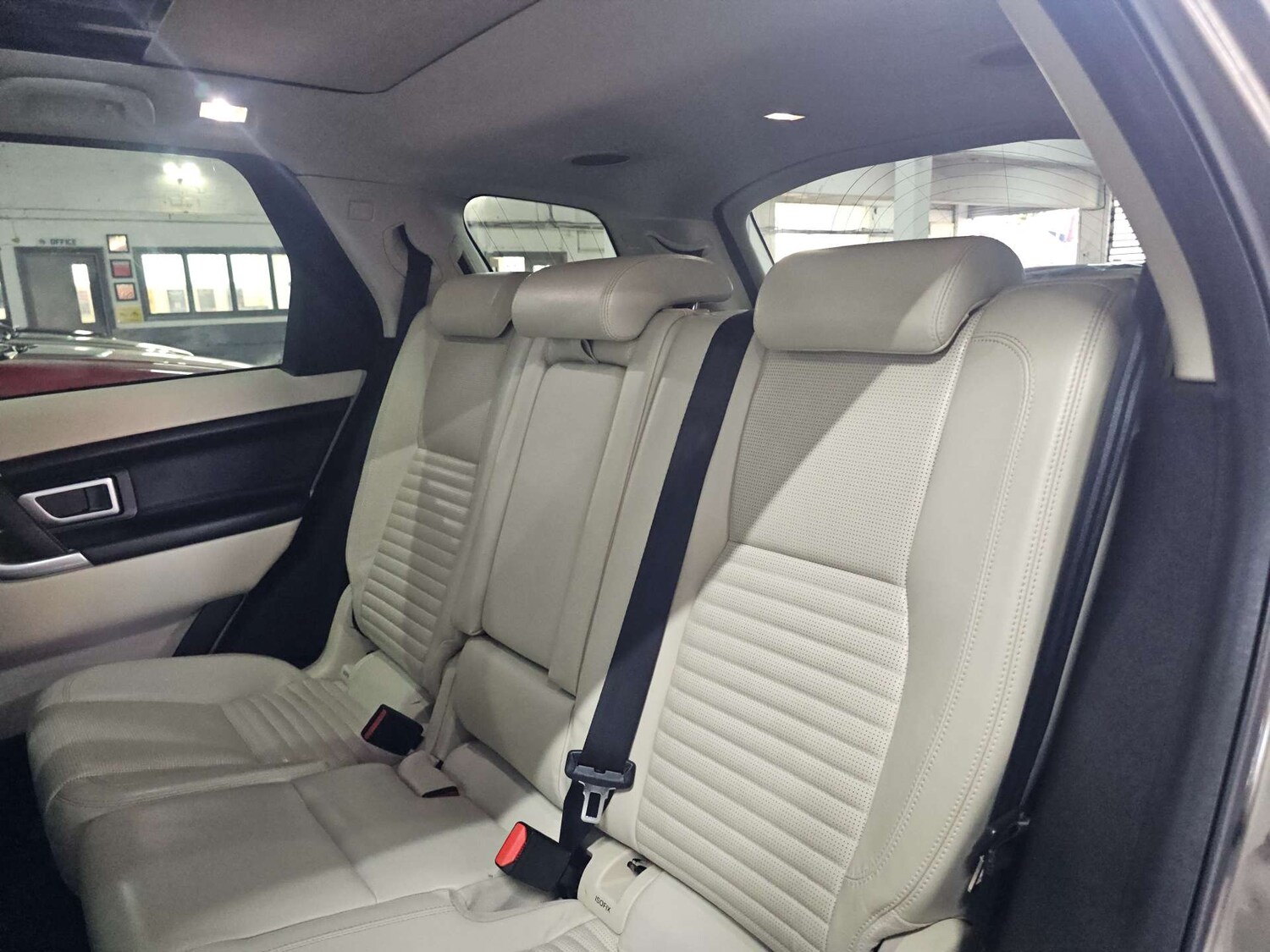 Used Land Rover Discovery Sport 2016 for sale - 77905849: Photo 22