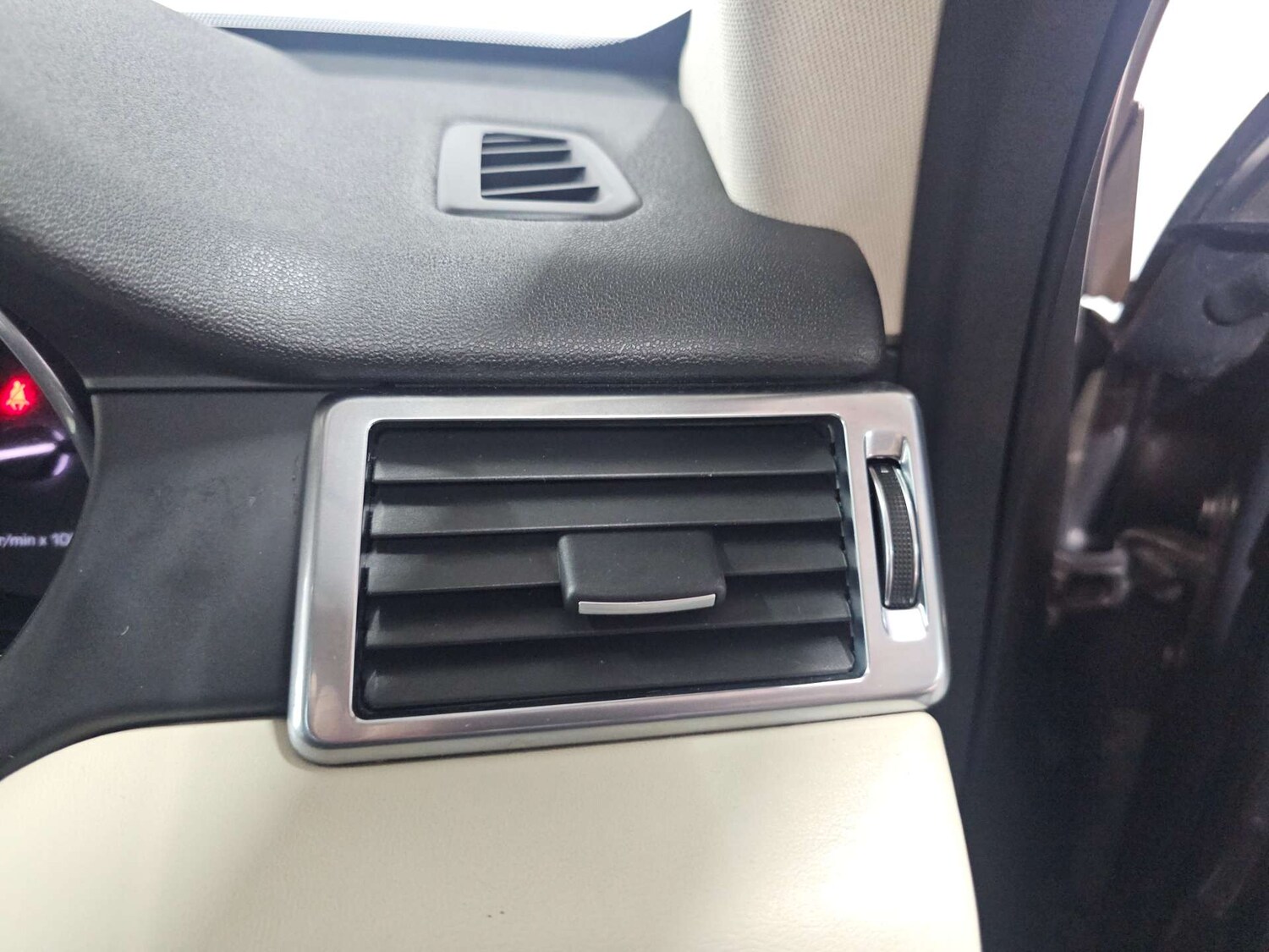 Used Land Rover Discovery Sport 2016 for sale - 77905849: Photo 39