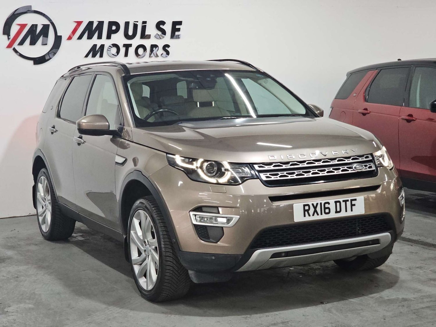 Used Land Rover Discovery Sport 2016 for sale - 77905849: Photo 4