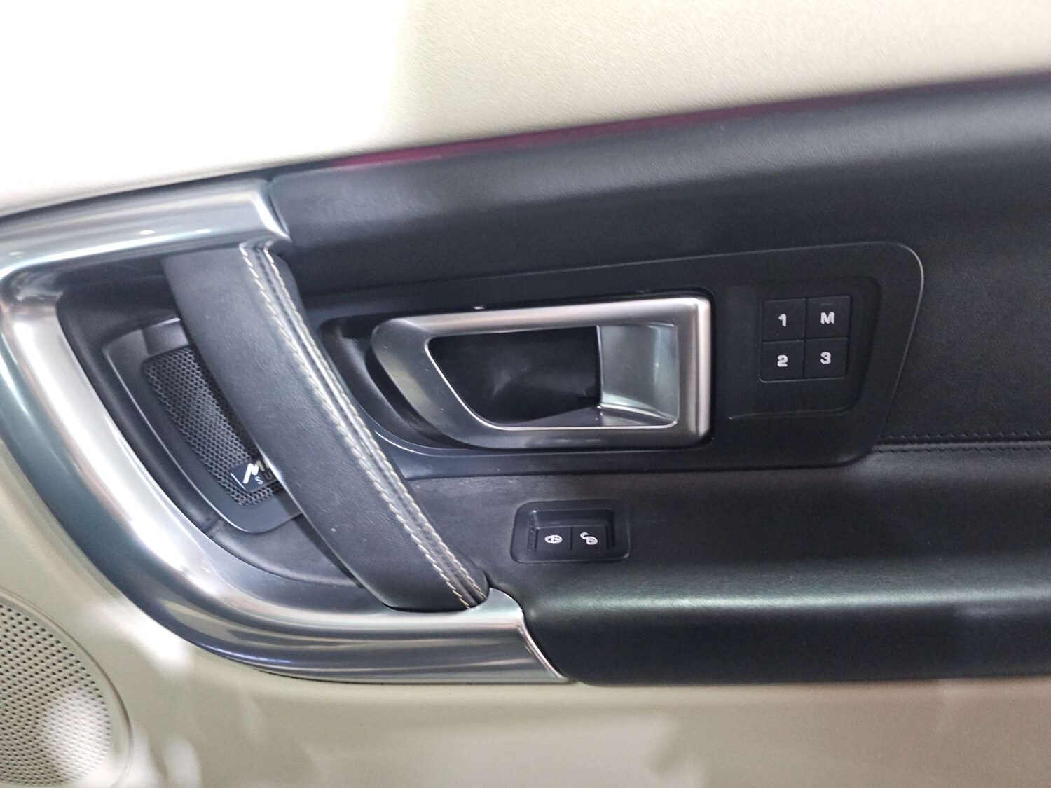 Used Land Rover Discovery Sport 2016 for sale - 77905849: Photo 40