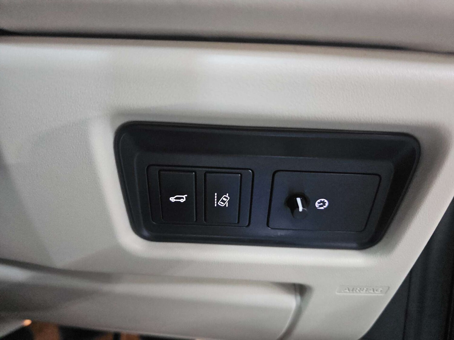 Used Land Rover Discovery Sport 2016 for sale - 77905849: Photo 42