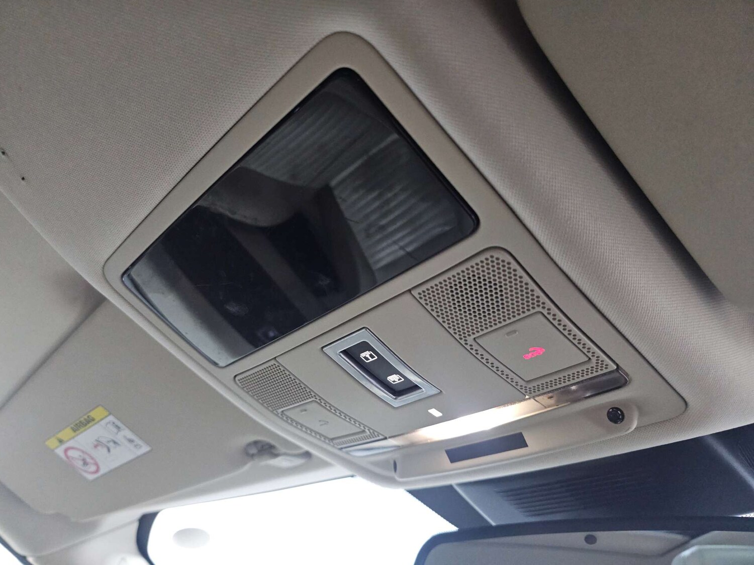 Used Land Rover Discovery Sport 2016 for sale - 77905849: Photo 43