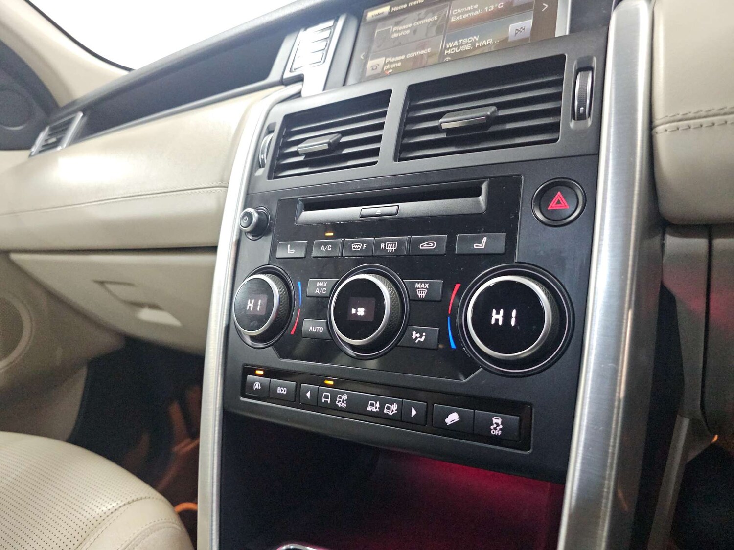 Used Land Rover Discovery Sport 2016 for sale - 77905849: Photo 44