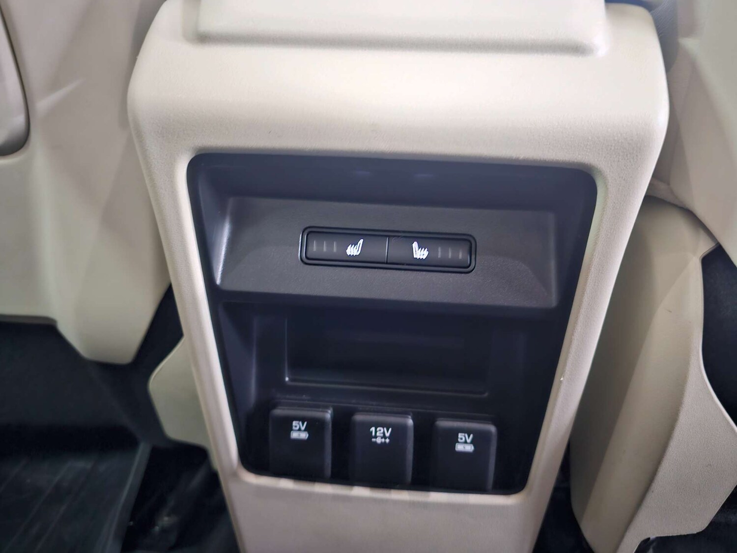 Used Land Rover Discovery Sport 2016 for sale - 77905849: Photo 52