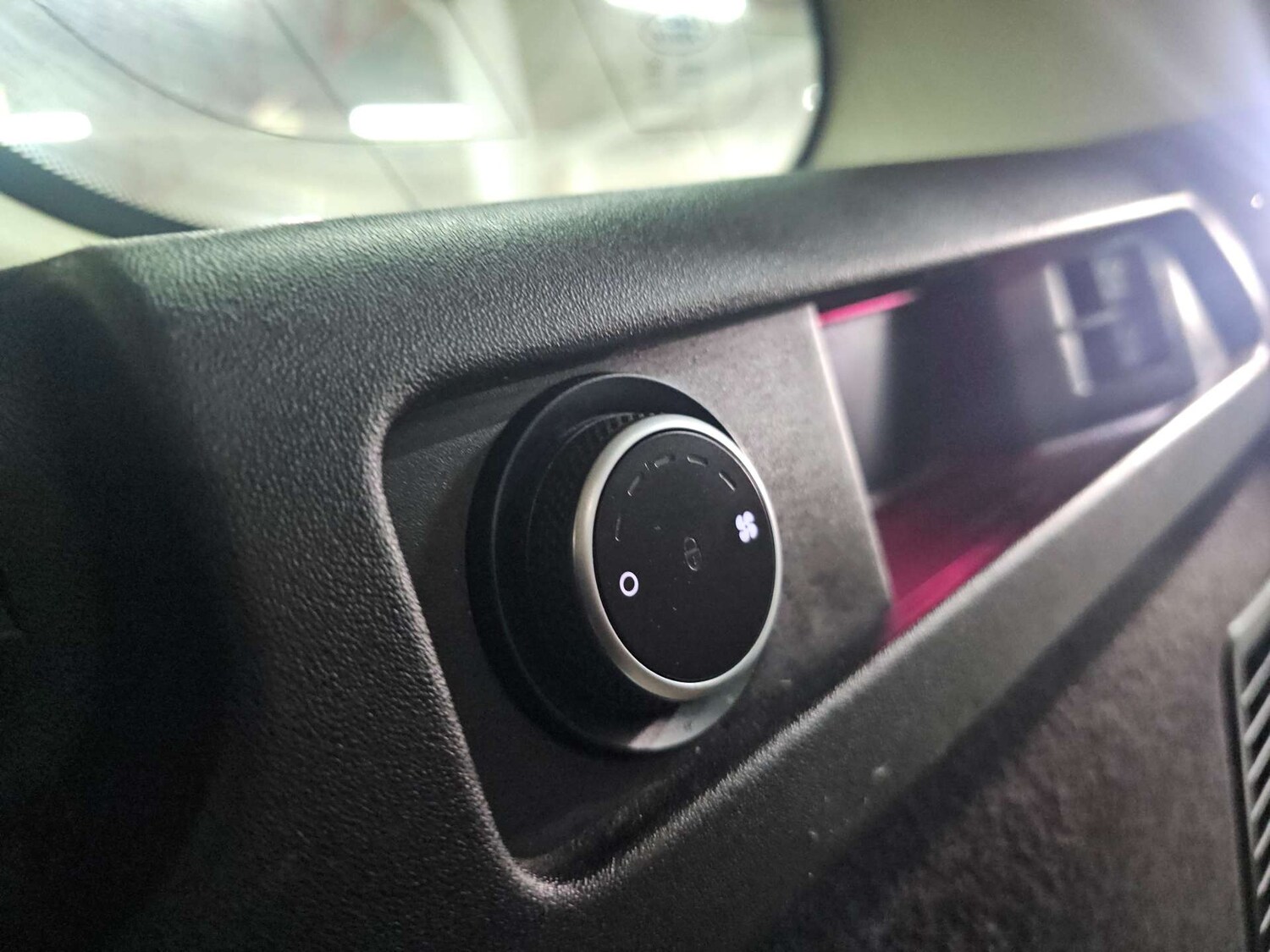 Used Land Rover Discovery Sport 2016 for sale - 77905849: Photo 54