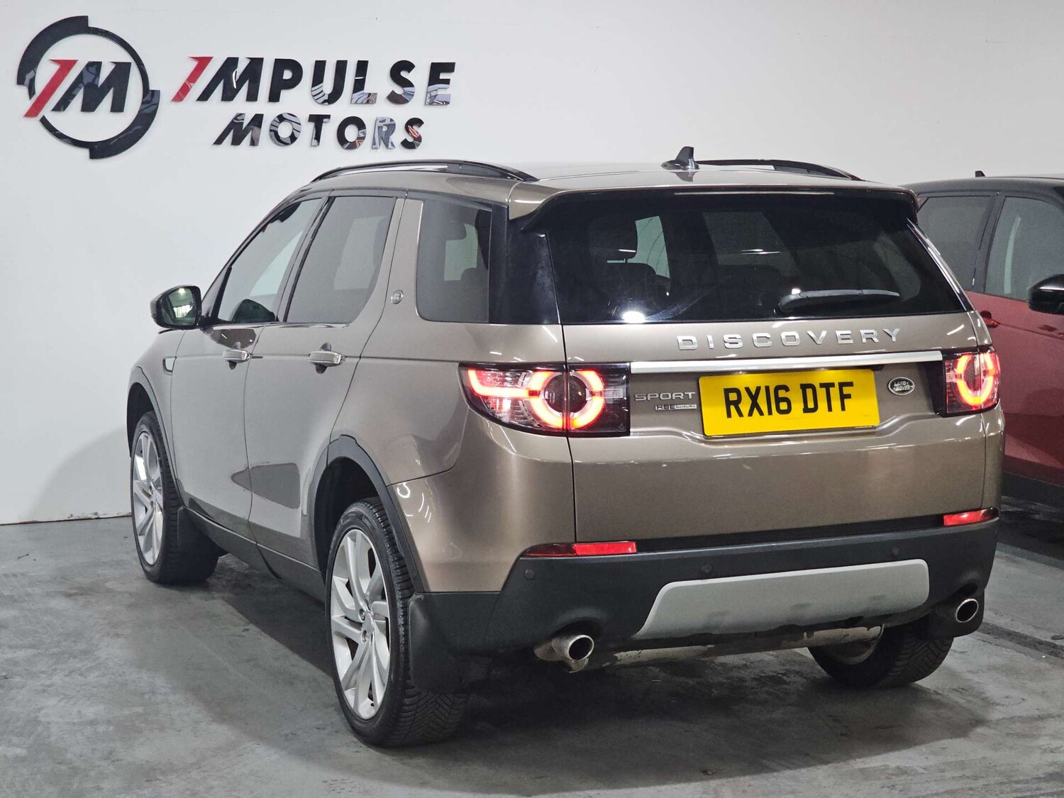 Used Land Rover Discovery Sport 2016 for sale - 77905849: Photo 6