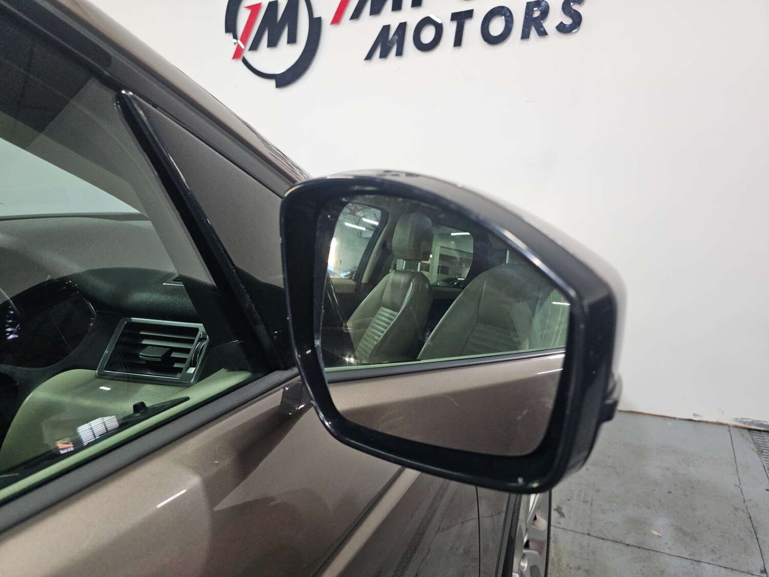 Used Land Rover Discovery Sport 2016 for sale - 77905849: Photo 78