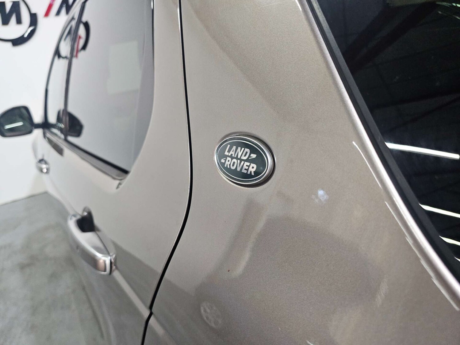 Used Land Rover Discovery Sport 2016 for sale - 77905849: Photo 96