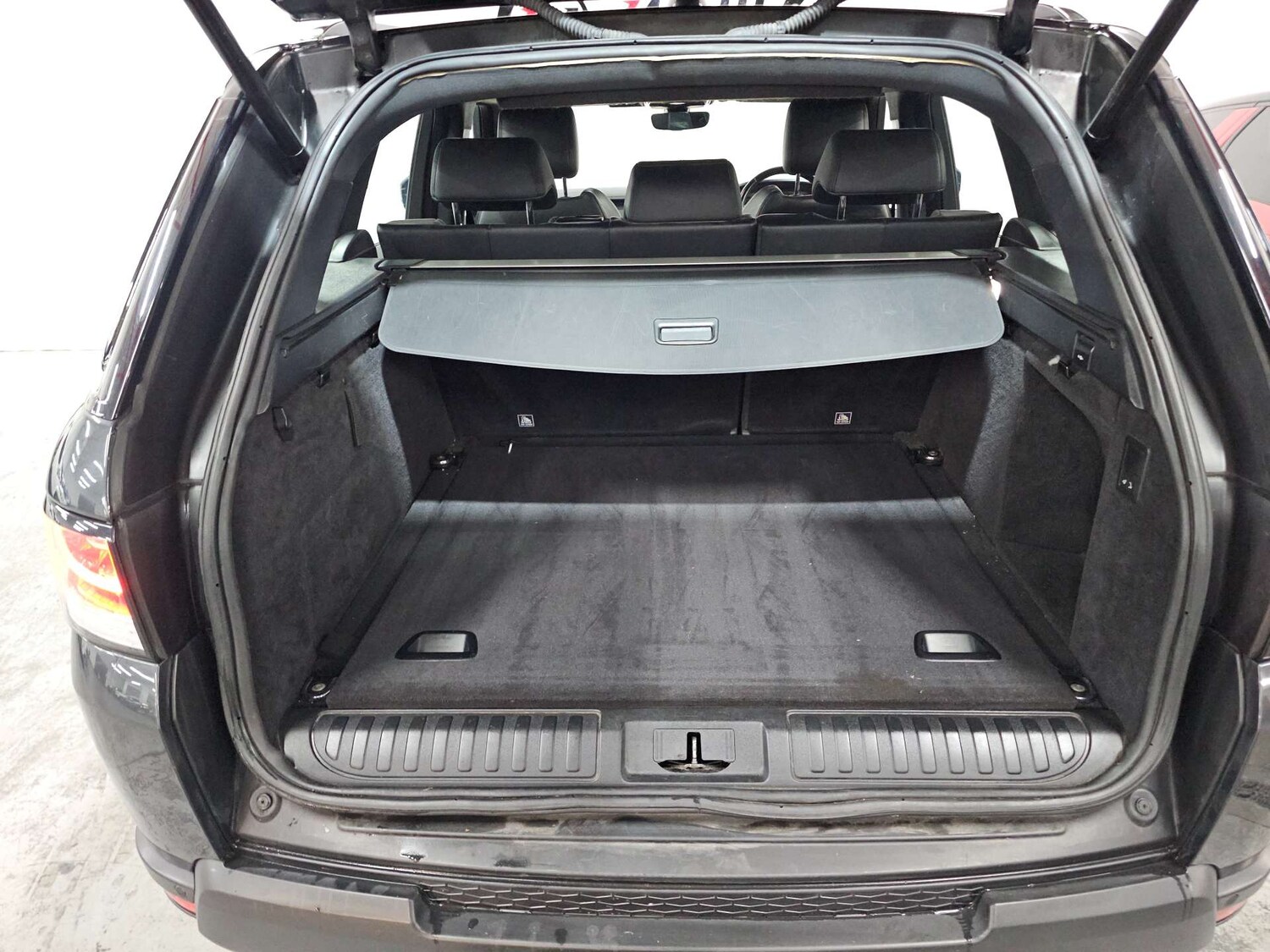 Used Land Rover Range Rover Sport 2017 for sale - 77905724: Photo 17