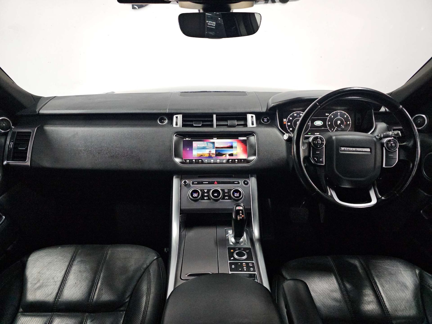 Used Land Rover Range Rover Sport 2017 for sale - 77905724: Photo 2