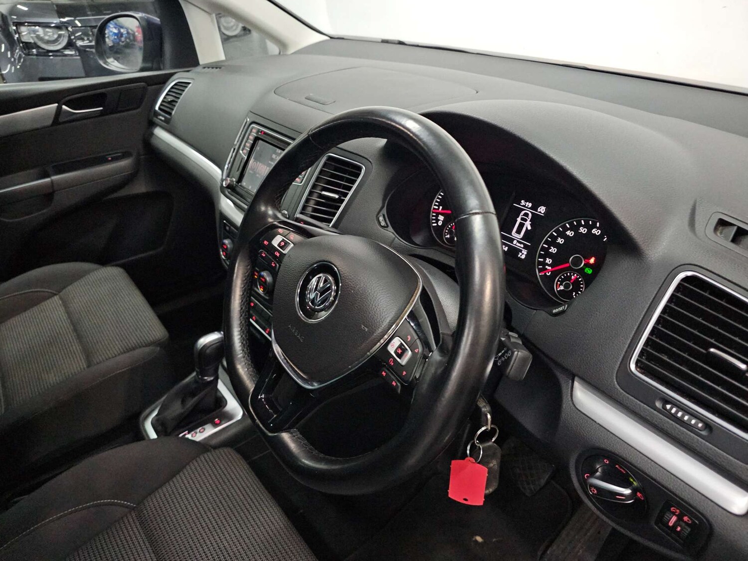 Used Volkswagen Sharan 2019 for sale - 77905942: Photo 12