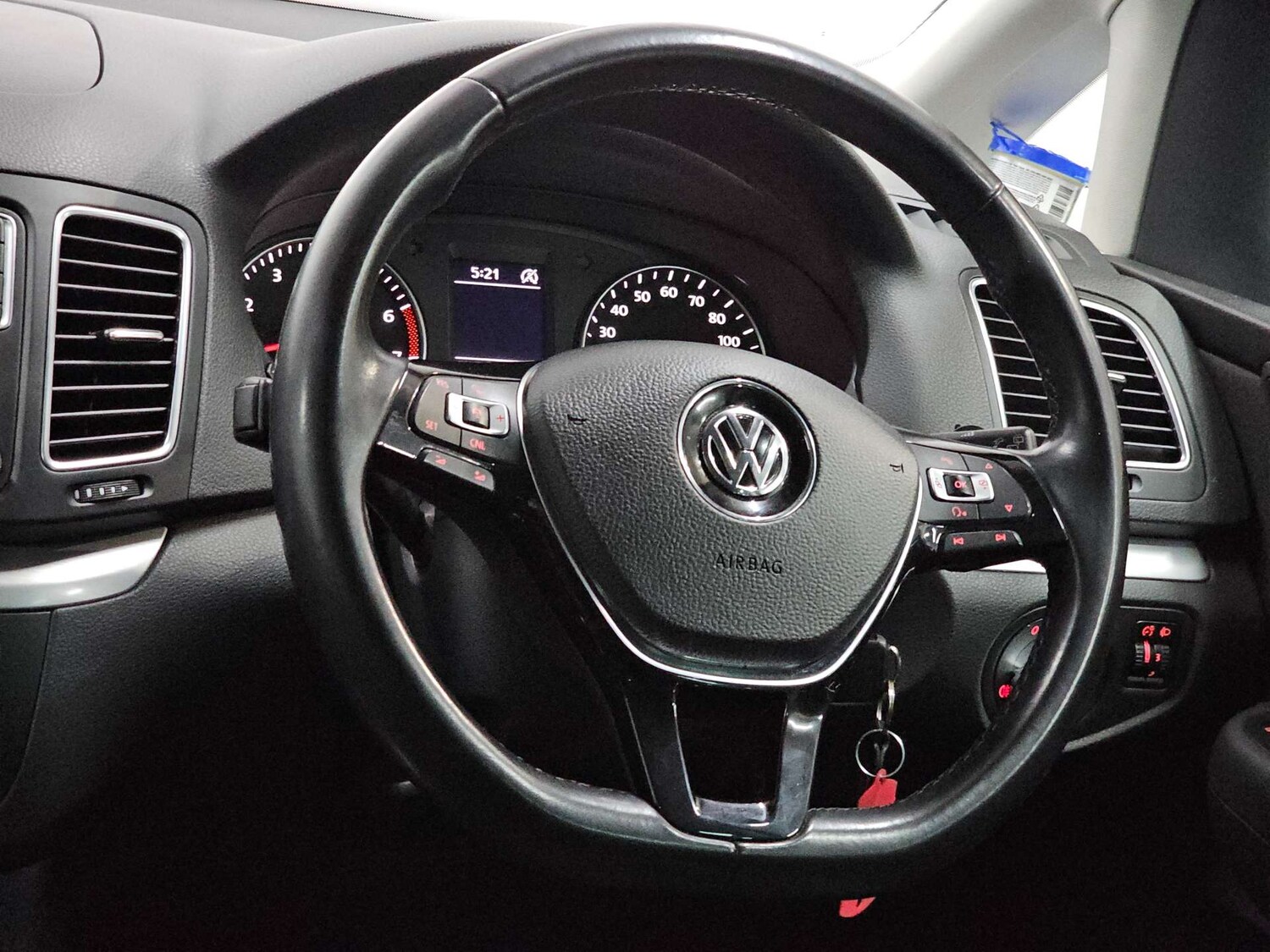 Used Volkswagen Sharan 2019 for sale - 77905942: Photo 26