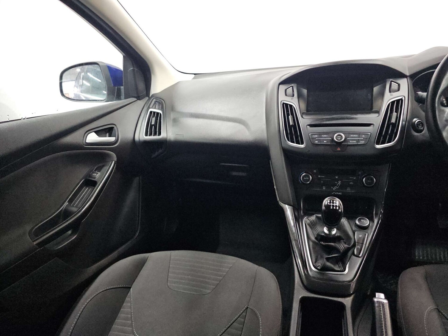 Used Ford Focus 2015 for sale - 77905918: Photo 26