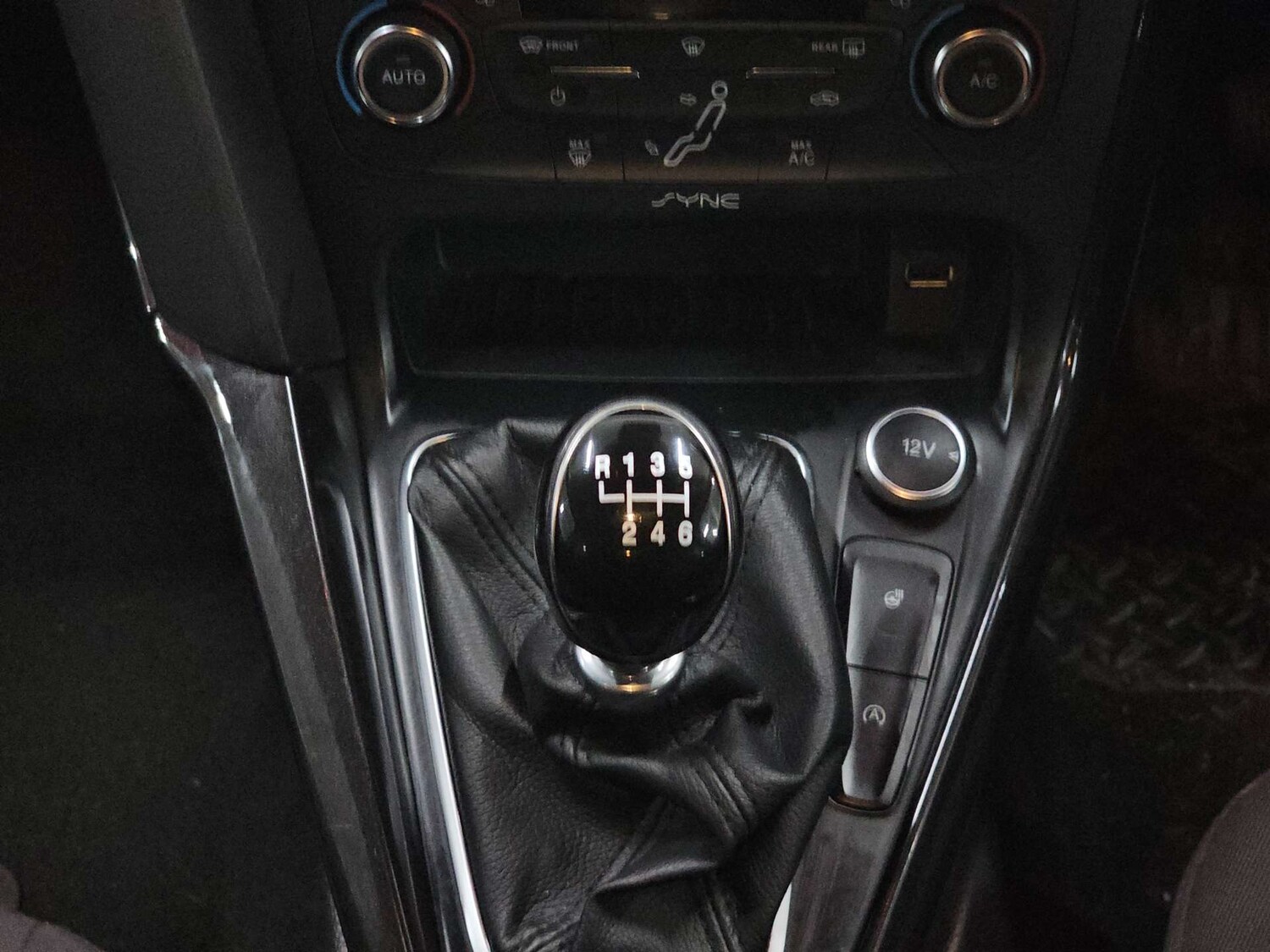 Used Ford Focus 2015 for sale - 77905918: Photo 45