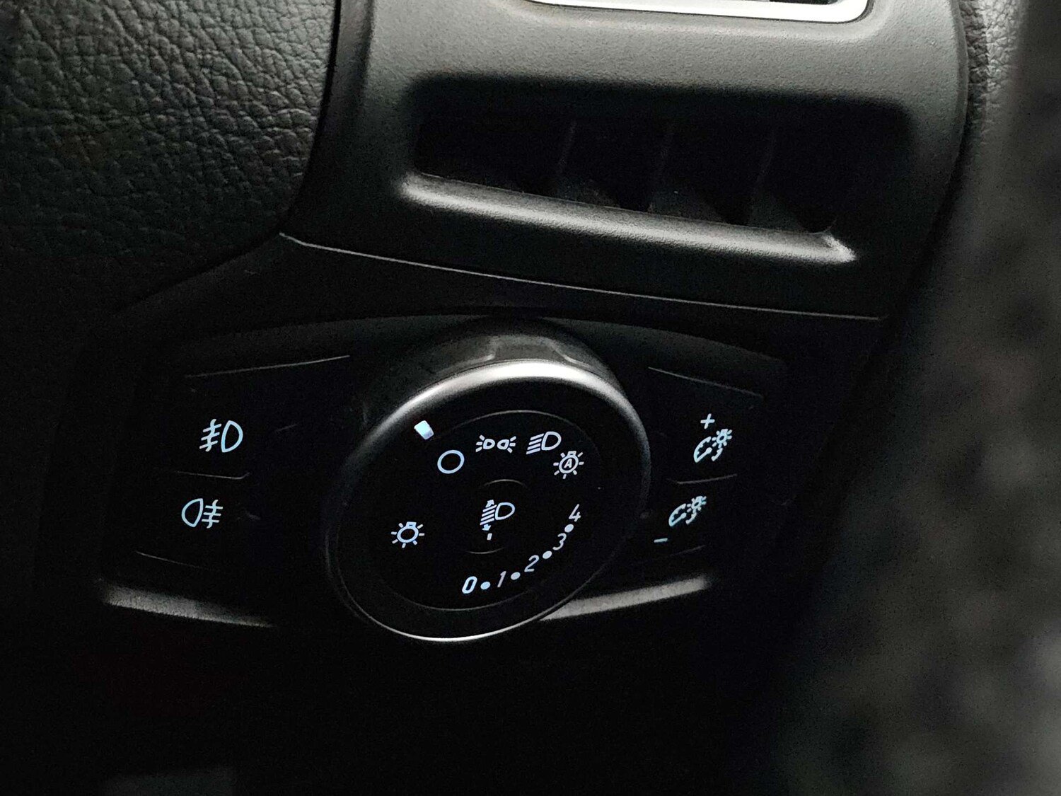 Used Ford Focus 2015 for sale - 77905918: Photo 61