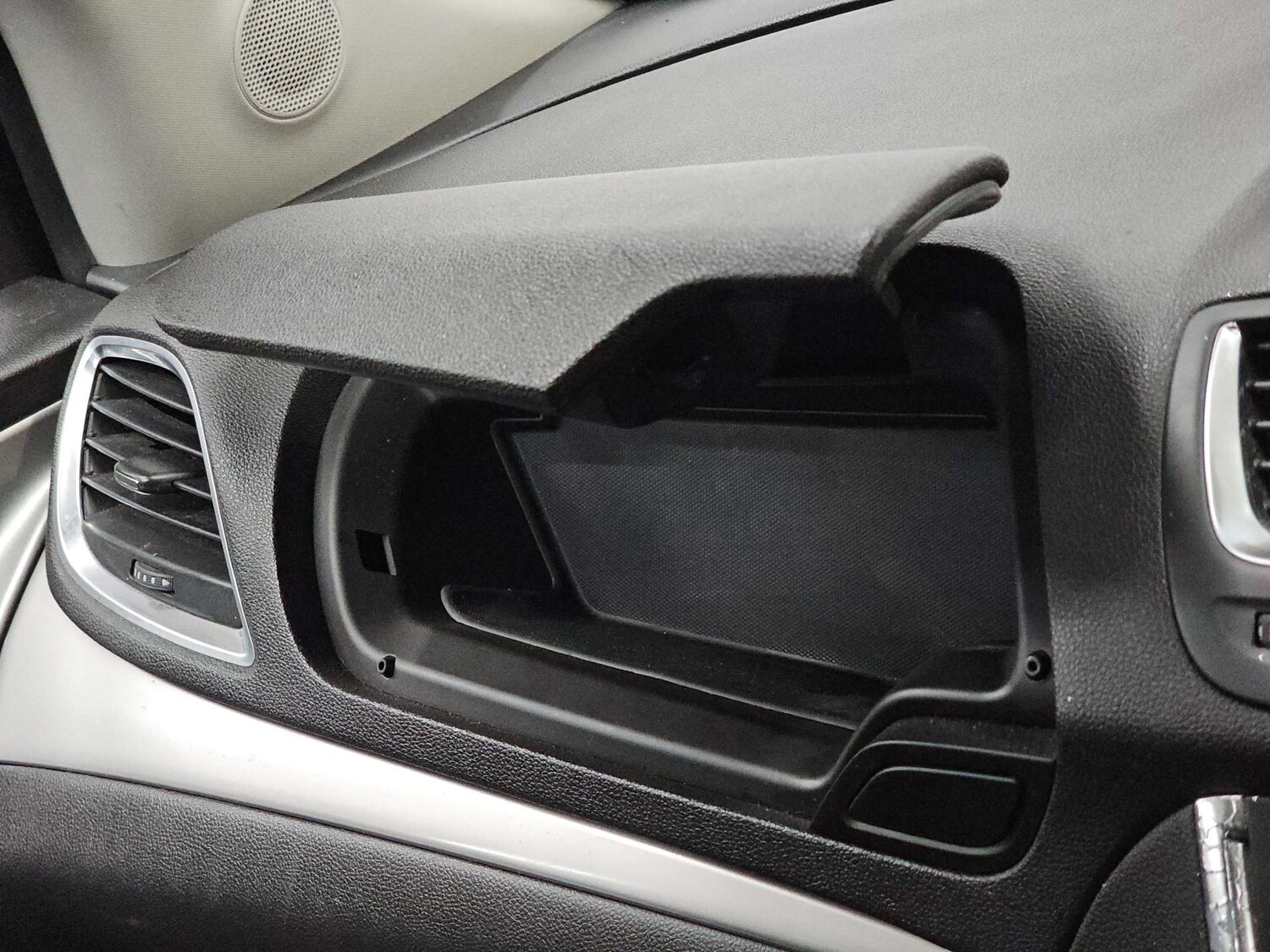 Used Vauxhall Mokka 2015 for sale - 77905758: Photo 62