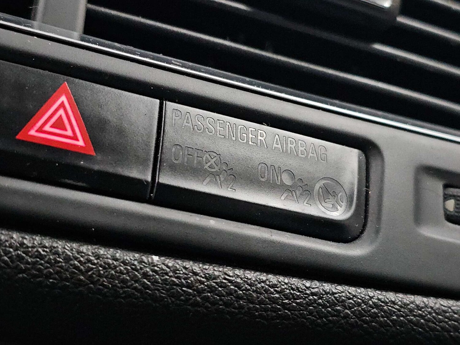 Used Vauxhall Mokka 2015 for sale - 77905758: Photo 76