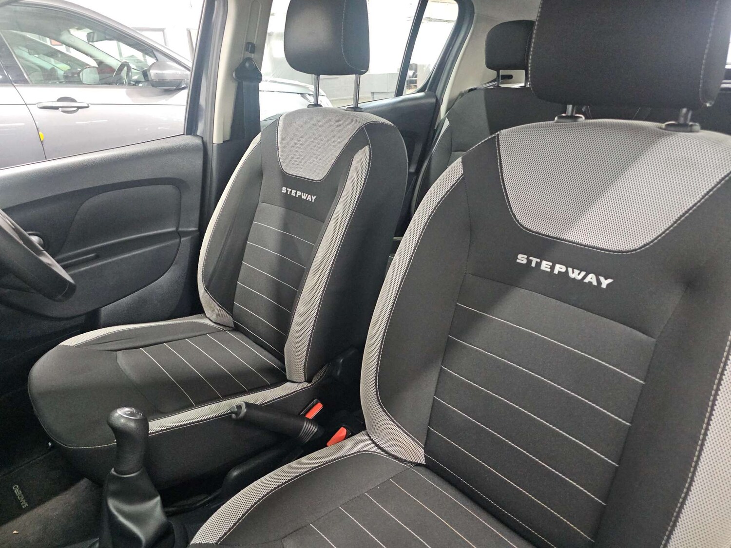 Used Dacia Sandero 2017 for sale - 78223457: Photo 14