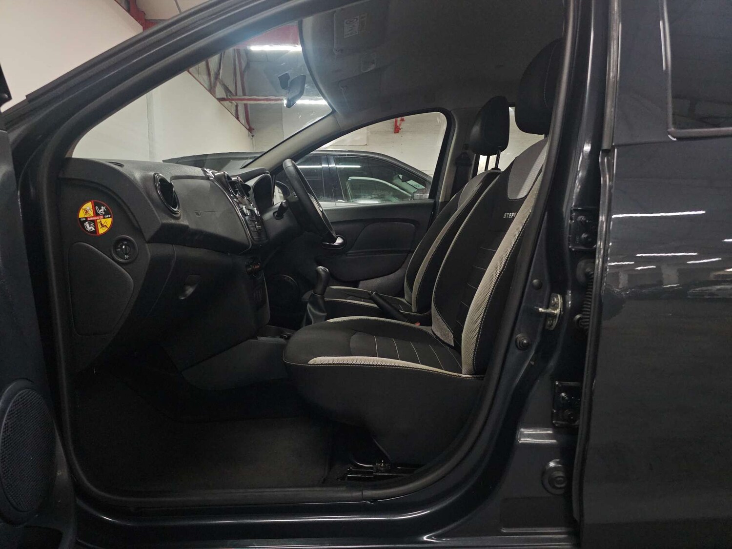 Used Dacia Sandero 2017 for sale - 78223457: Photo 15