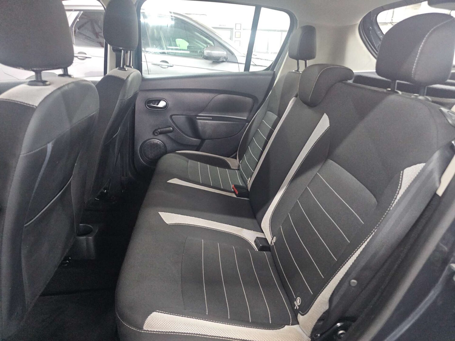 Used Dacia Sandero 2017 for sale - 78223457: Photo 17