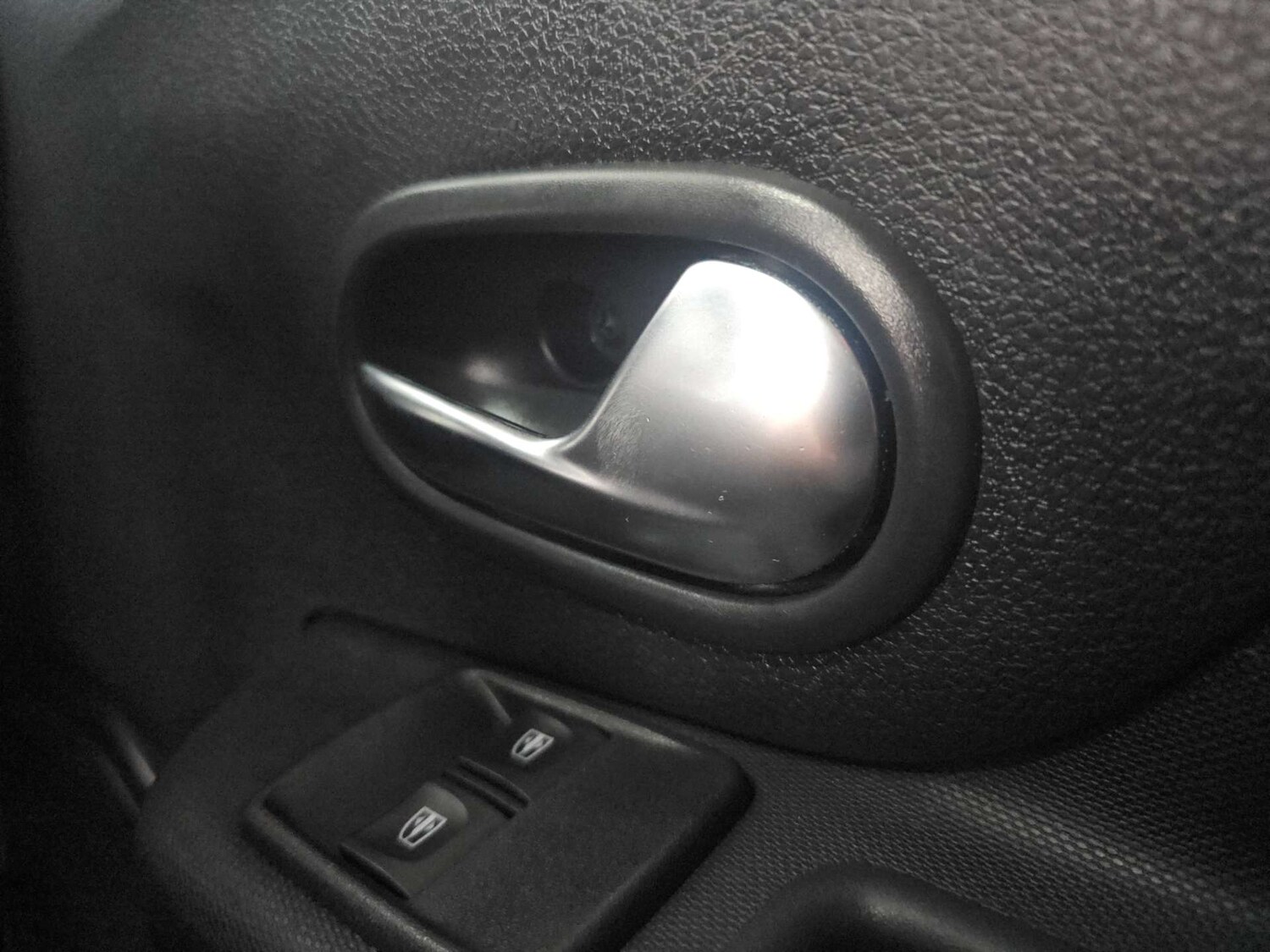 Used Dacia Sandero 2017 for sale - 78223457: Photo 39