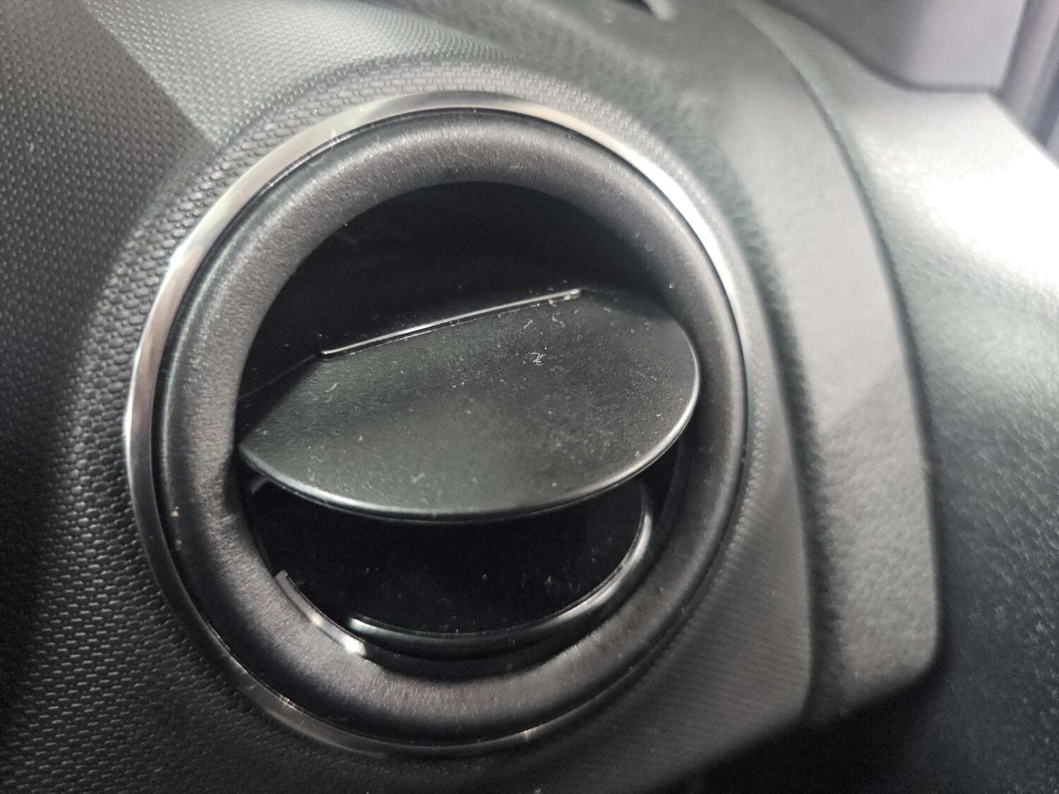 Used Dacia Sandero 2017 for sale - 78223457: Photo 43