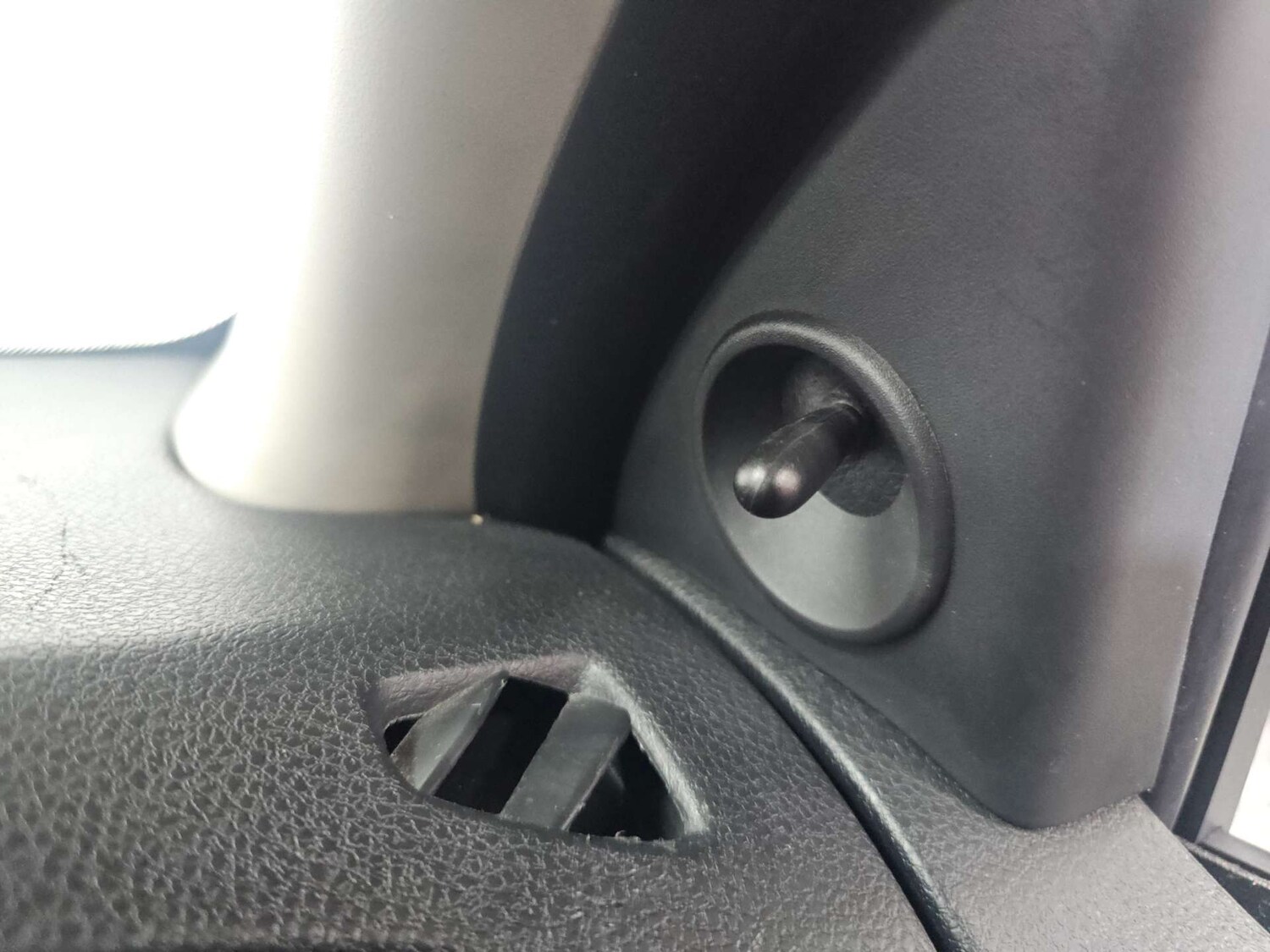 Used Dacia Sandero 2017 for sale - 78223457: Photo 44