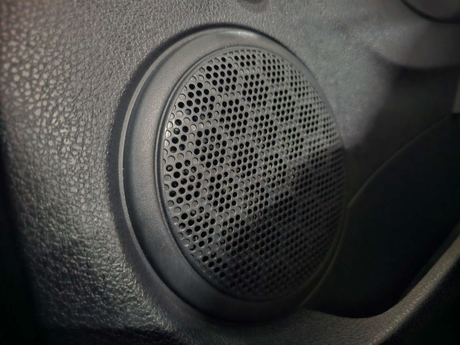 Used Dacia Sandero 2017 for sale - 78223457: Photo 62