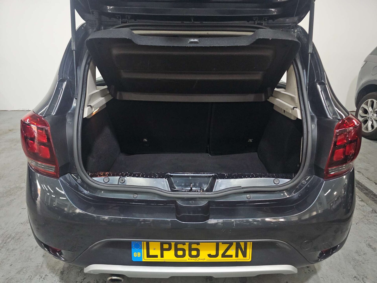 Used Dacia Sandero 2017 for sale - 78223457: Photo 99