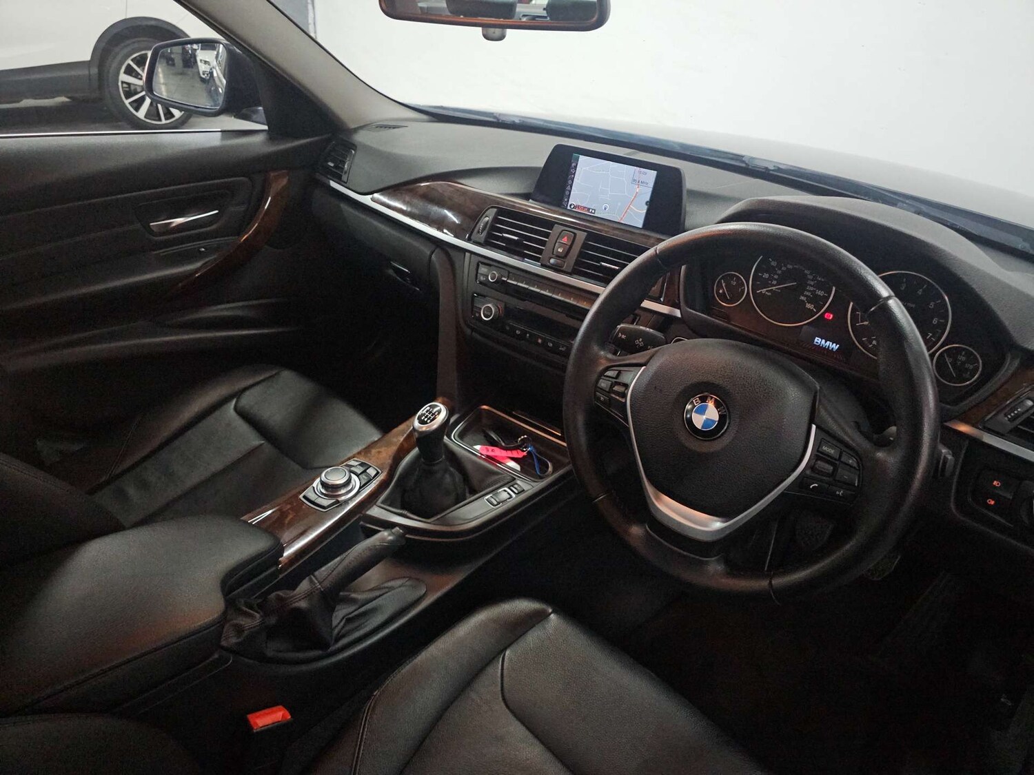Used BMW 3 Series 2013 for sale - 77926996: Photo 12