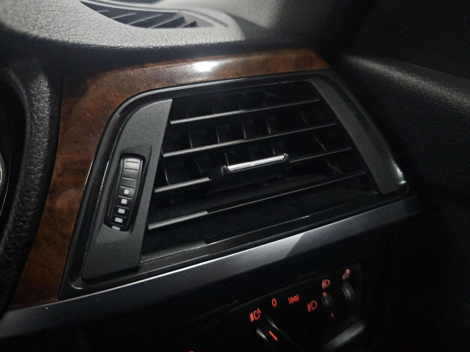 Used BMW 3 Series 2013 for sale - 77926996: Photo 49