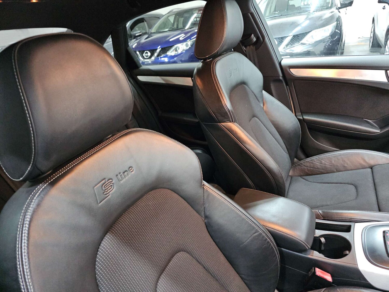 Used Audi A4 2010 for sale - 77905889: Photo 15