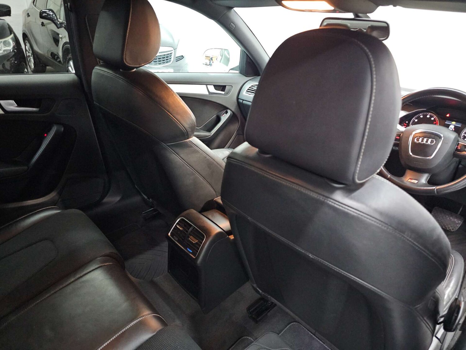 Used Audi A4 2010 for sale - 77905889: Photo 17