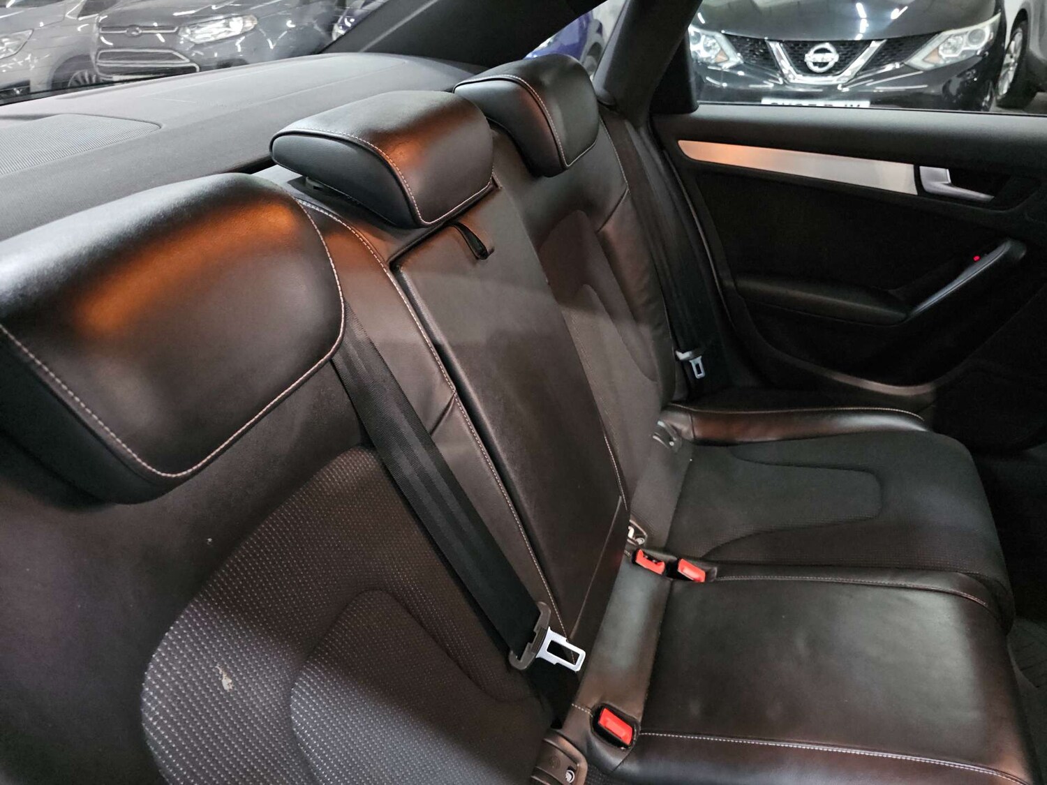 Used Audi A4 2010 for sale - 77905889: Photo 18