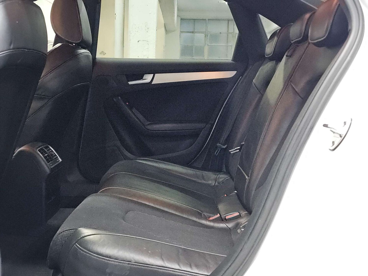 Used Audi A4 2010 for sale - 77905889: Photo 22