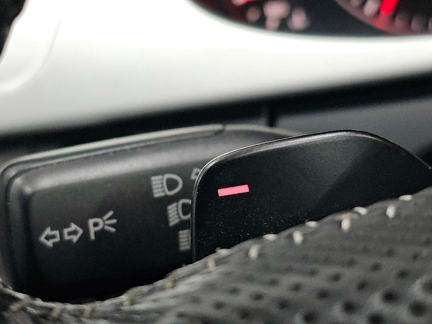 Used Audi A4 2010 for sale - 77905889: Photo 41