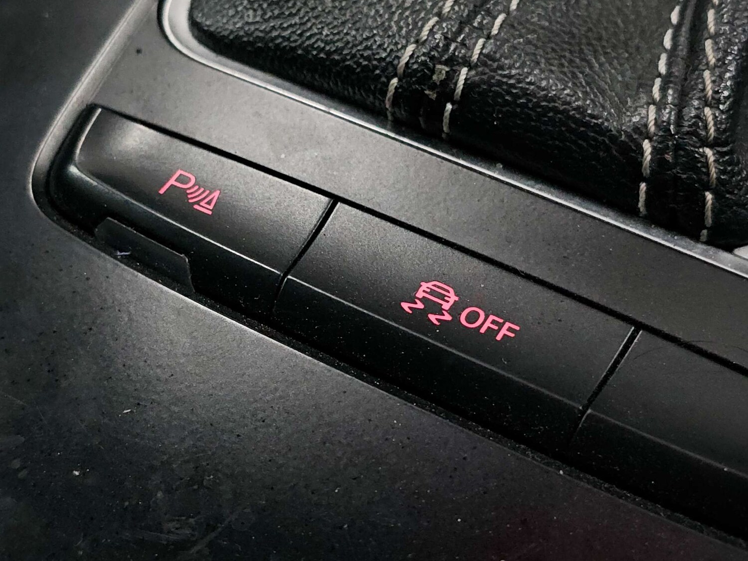 Used Audi A4 2010 for sale - 77905889: Photo 47