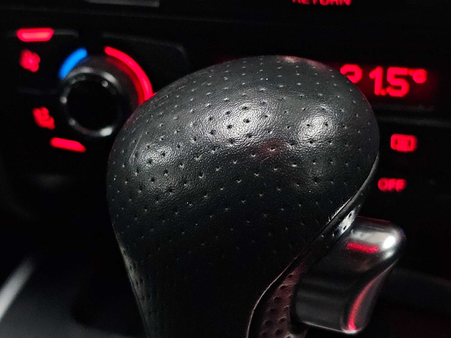 Used Audi A4 2010 for sale - 77905889: Photo 52