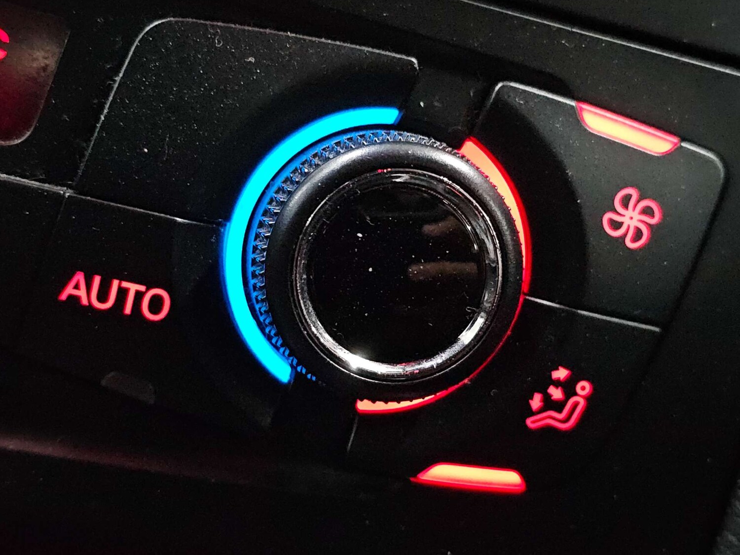 Used Audi A4 2010 for sale - 77905889: Photo 56