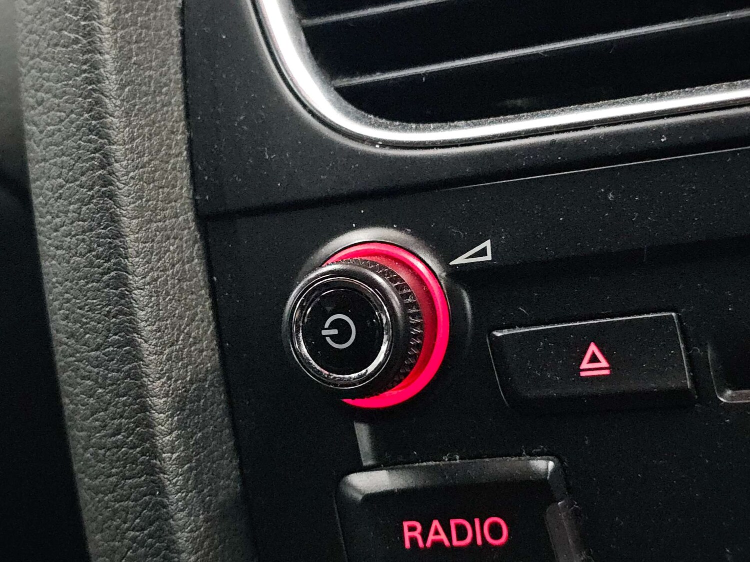 Used Audi A4 2010 for sale - 77905889: Photo 62