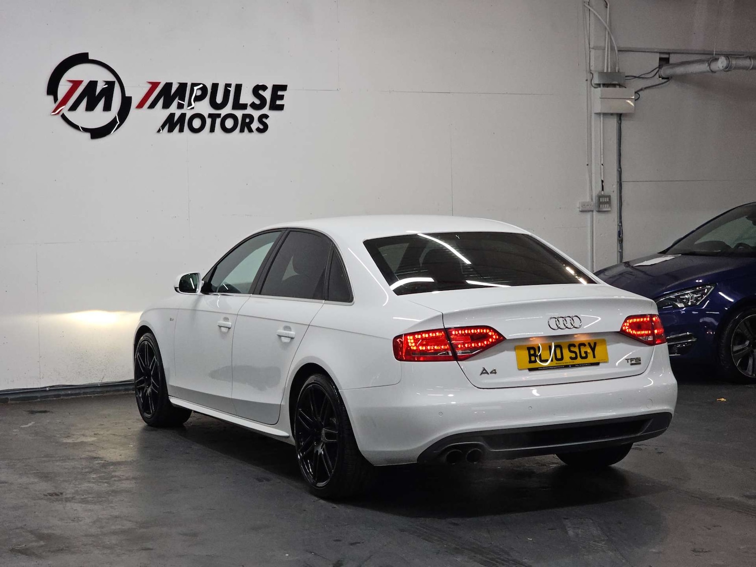 Used Audi A4 2010 for sale - 77905889: Photo 8