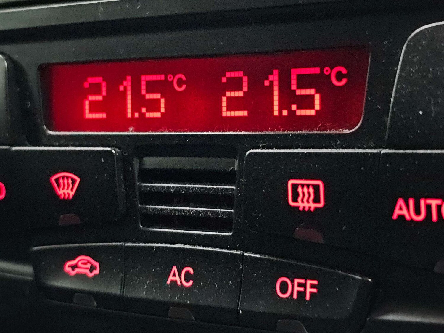 Used Audi A4 2010 for sale - 77905889: Photo 85