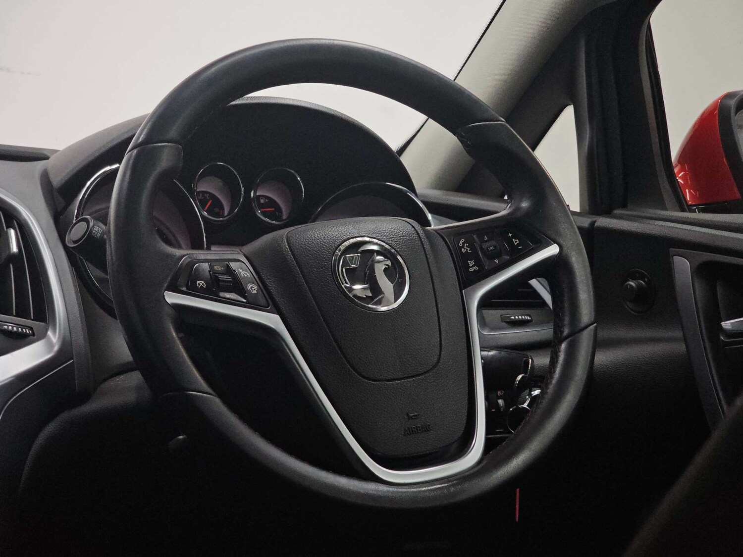 Used Vauxhall Astra GTC 2015 for sale - 78162735: Photo 28