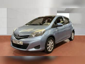 Used Toyota Yaris 2012 for sale - 79686789: Photo